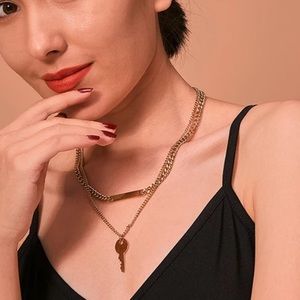 ⭐️Gold plated key pendant necklace